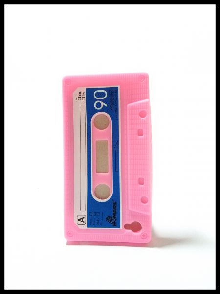 Capa para Iphone 4-Fita K7 Retro-Rosa Claro